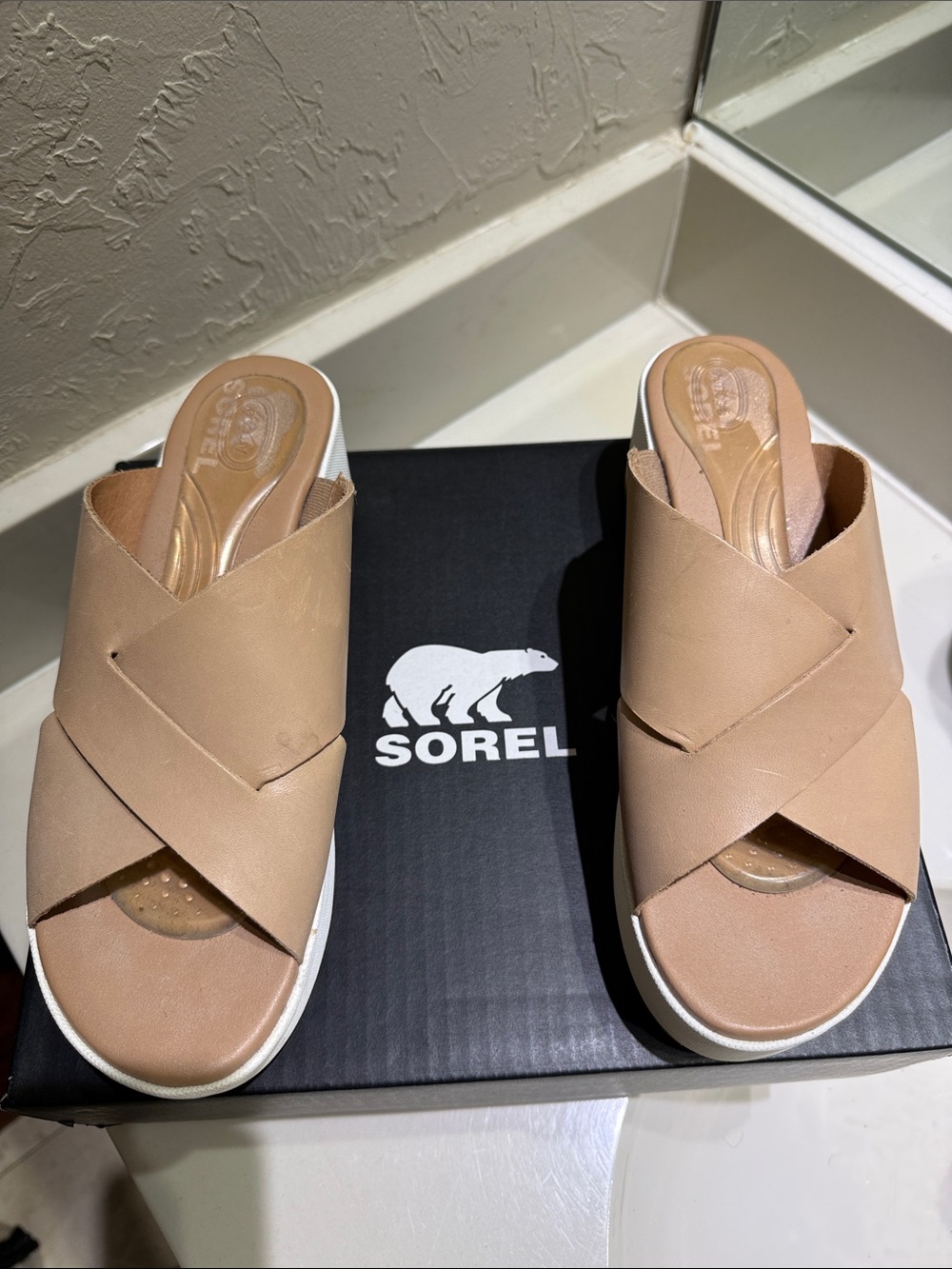 Sorel Women's Beige Crossband Slide Sandals